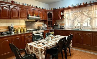 CASA EN VENTA EN LA ESTANCIA $ 12998,000 pesos