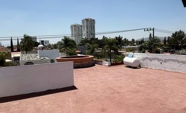CASA EN VENTA EN LA ESTANCIA $ 12998,000 pesos