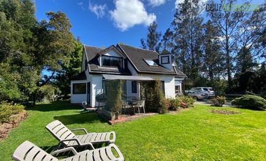 Casa en Venta en Cercana a la costanera