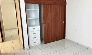 Casa Renta o Venta en condominio en Lomas de Tzompantle