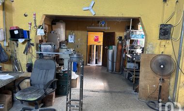Bodega con Oficina y local Comercial en VENTA en Colonia Gómez Farías CdMx