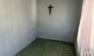 Bodega con Oficina y local Comercial en VENTA en Colonia Gómez Farías CdMx