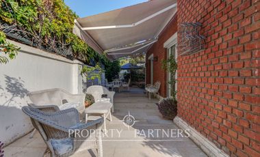 Hermosa casa remodelada con piscina cercana a Plaza Uruguay y colegio San Ignacio
