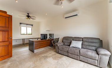 Casa en Venta con Doble Terreno en Residencial Arbolada