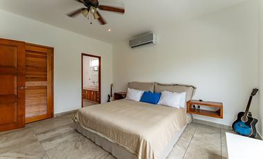 Casa en Venta con Doble Terreno en Residencial Arbolada