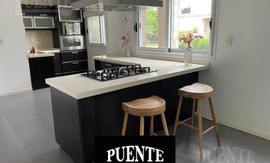 Casa en Campos De Echeverria venta con Renta