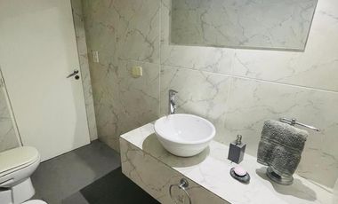 Casa en Campos De Echeverria venta con Renta