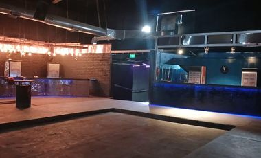 Se vende ecelente comercial