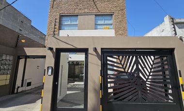 Departamento  2  Amb edificio con ascensor Apto profesional