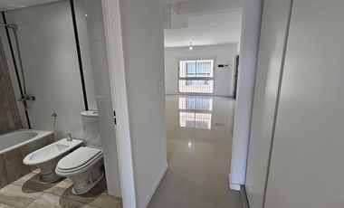 Departamento  2  Amb edificio con ascensor Apto profesional