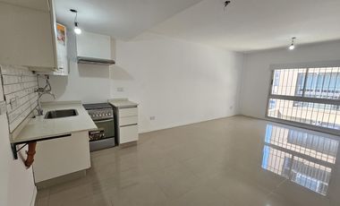 Departamento  2  Amb edificio con ascensor Apto profesional