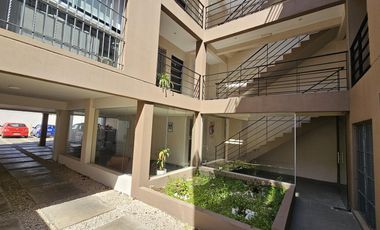 Departamento  2  Amb edificio con ascensor Apto profesional