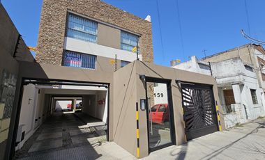Departamento  2  Amb edificio con ascensor Apto profesional