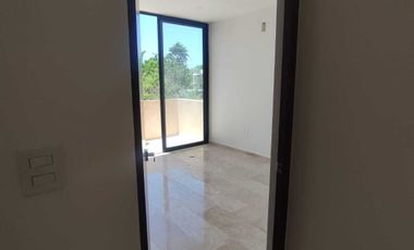 Venta en Dzitya Townhouse con Piscina