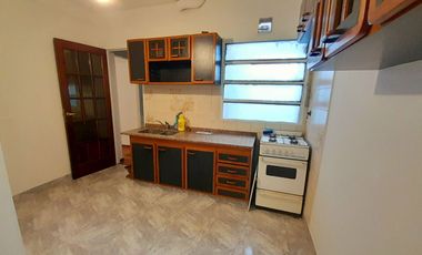 Olivos céntrico - Departamento 2 amb, excelente estado!