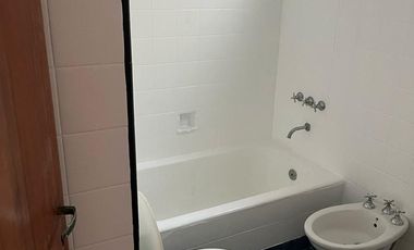 Olivos céntrico - Departamento 2 amb, excelente estado!