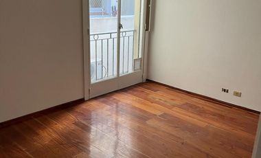 Olivos céntrico - Departamento 2 amb, excelente estado!