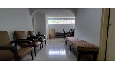 Alquiler Apartaestudio Amoblado en el Oeste B. Sta. Rita