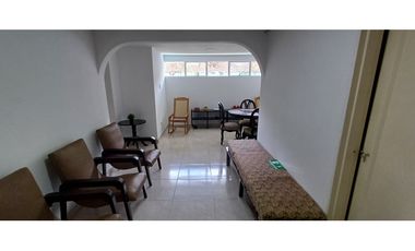 Alquiler Apartaestudio Amoblado en el Oeste B. Sta. Rita