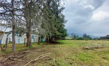 LOTE SE VENDE. LA CALERA - CUND.