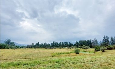 LOTE SE VENDE. LA CALERA - CUND.