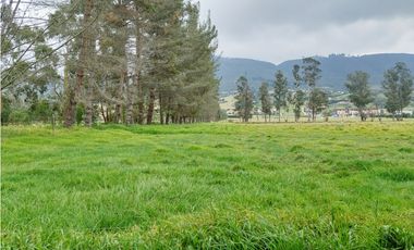 LOTE SE VENDE. LA CALERA - CUND.