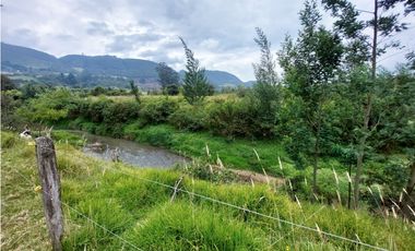 LOTE SE VENDE. LA CALERA - CUND.