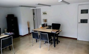 VENDO OFICINA EN LAURELES