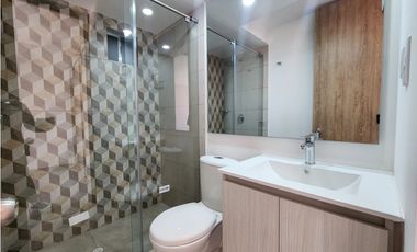 ARRIENDO APARTAMENTO CEDRO NOVATERRA PISO 10.