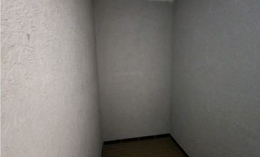 ARRIENDO APARTAMENTO CEDRO NOVATERRA PISO 10.