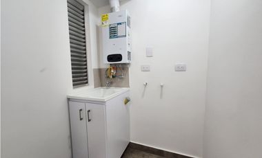 ARRIENDO APARTAMENTO CEDRO NOVATERRA PISO 10.