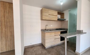 ARRIENDO APARTAMENTO CEDRO NOVATERRA PISO 10.