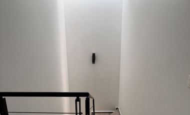 Renta moderna casa en Condominio de dos casas