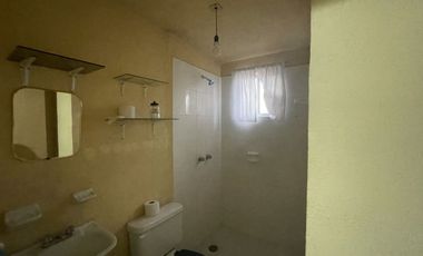 Venta de casa en Los Laureles Erendira