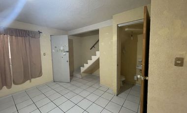 Venta de casa en Los Laureles Erendira