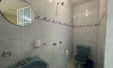 Venta de casa en Los Laureles Erendira
