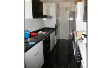 Excelente casa remodelada en Cedritos (SR)