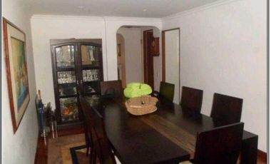 Excelente casa remodelada en Cedritos (SR)