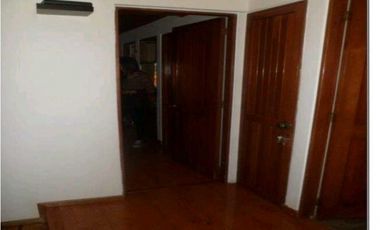 Excelente casa remodelada en Cedritos (SR)