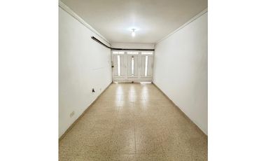 VENTA CASA MULTIFAMILIAR PRIMER PISO BELÉN ROSALES INVERSIÓN RENTA