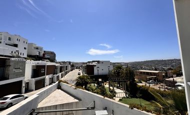 Casa en renta en Fincas de Agua Caliente zona las Plazas