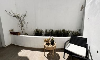 Casa en renta en Fincas de Agua Caliente zona las Plazas