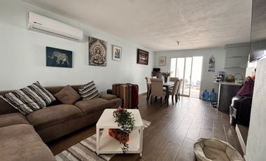Casa en renta en Fincas de Agua Caliente zona las Plazas