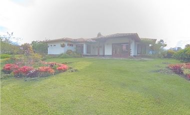 Arriendo finca en parcelación en La Ceja