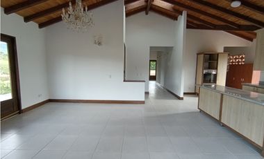 Arriendo finca en parcelación en La Ceja