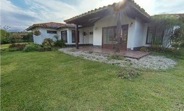 Arriendo finca en parcelación en La Ceja