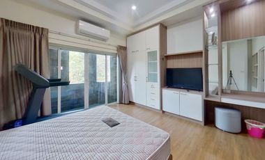 5 Bedroom Townhouse for sale in San Sai Noi, Chiang Mai
