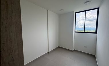 RENTA APARTAMENTO ESQUINERO PARA ESTENAR EN CERRITOS