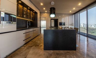 Residencia de lujo en Angelópolis con máxima tecnología, acabados y equipamiento