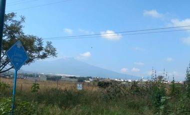 RENTA TERRENO SOBRE CRUCERO QUIROGA-COINTZIO